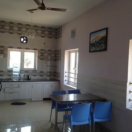 Oyo 4355 Goodland Inn เชนไน ภายนอก รูปภาพ