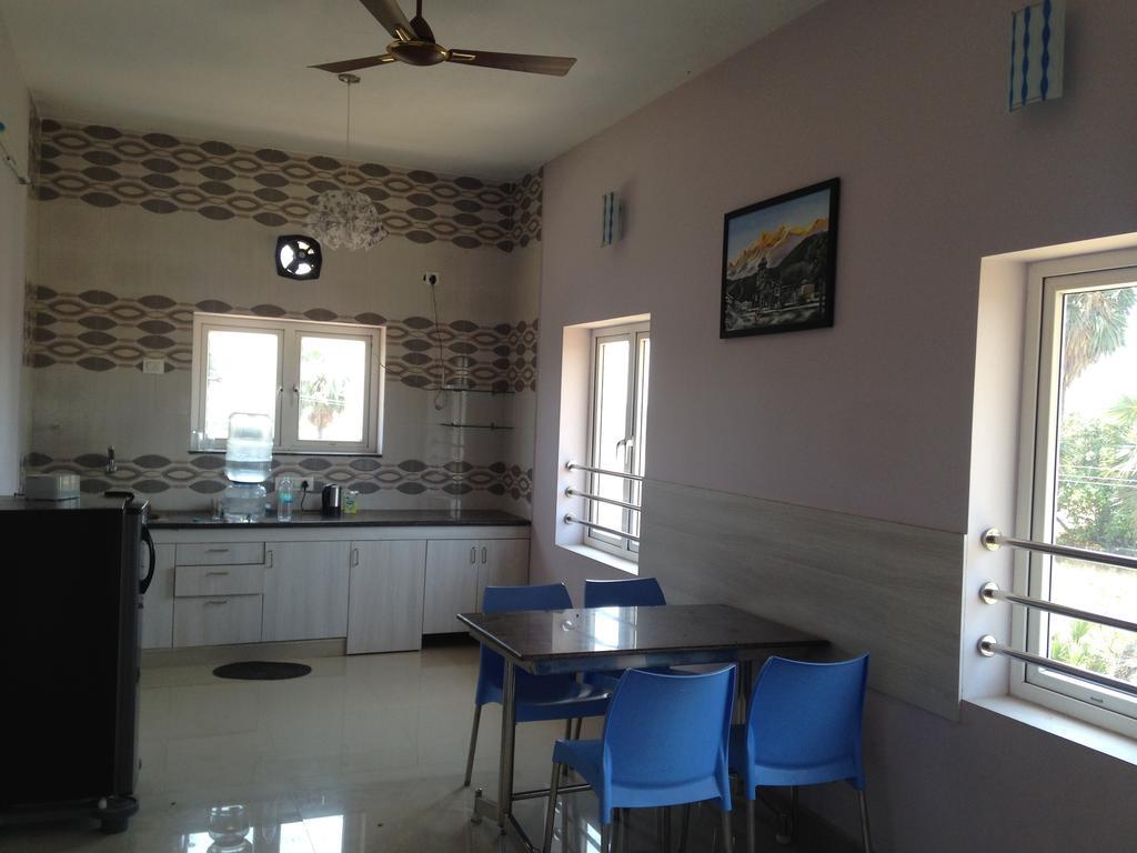 Oyo 4355 Goodland Inn เชนไน ภายนอก รูปภาพ